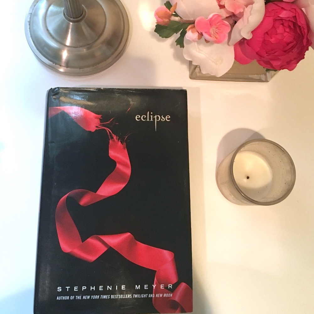 2 for $25 Sale: Twilight Saga: Eclipse Hard Cover